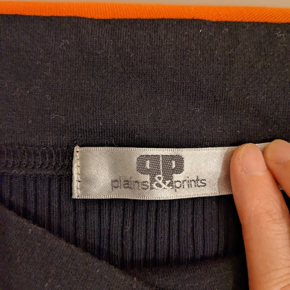 Plains & prints black top size large fits like a size small - Picture 2 of 2